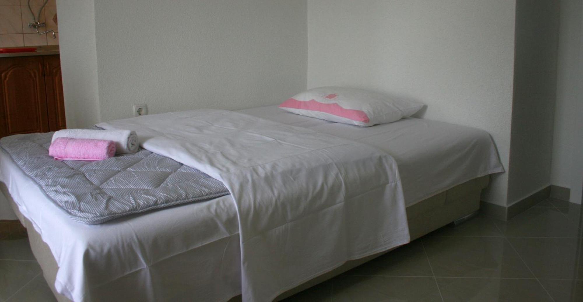 Apartman Elena Sveti Juraj Exterior foto